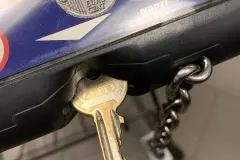 Einkaufswagen ohne M&uuml;nze oder Chip &ouml;ffnen