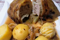 Klassische Kohlroulade mit Tipp zum Entbl&auml;ttern des Kohls