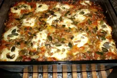 Auflauf mit Parmesan-Basilikum-Teigtaschen, Rosenkohl und Fenchel