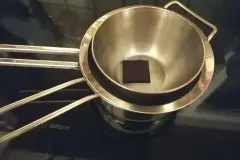 Schokolade schmelzen: So schwappt kein Wasser in die Schl&uuml;ssel