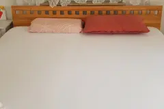 Ein Spannbettlaken f&uuml;r zwei Matratzen verwenden