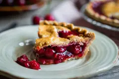 Kirschkuchen mit Grie&szlig;guss