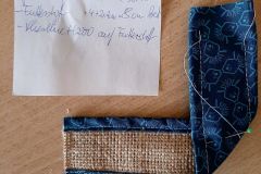 N&auml;hproben beschrifte ich und bewahre sie auf: F&uuml;r sp&auml;tere Projekte sind die wichtigsten Einstellungen an der Maschine dann klar.