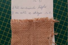 Damit die Seitenn&auml;hte nicht so dick wirken, habe ich die Nahtzugaben auseinander geb&uuml;gelt und von rechts noch einmal abgesteppt.