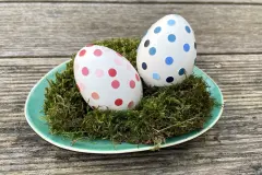 Ostereier mit Konfetti DIY
