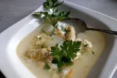Zweierlei Spargelsuppe aus Spargelresten
