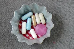 Große Tabletten schlucken – mit einem Trick