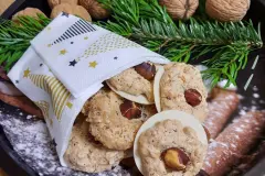 Haselnussmakronen mit Haferflocken