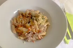 Penne mit Rag&uacute; Bianco