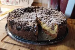 Schwarz-Wei&szlig;-Quarkkuchen mit Streusel