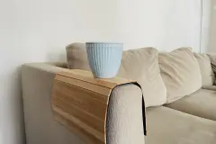 Sofatablett f&uuml;r Armlehne selber bauen - einfach & flexibel
