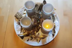 Einfache Weihnachtsdeko aus Naturmaterialien