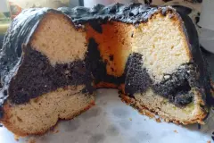 Mohn-Eierlik&ouml;r-Gugelhupf