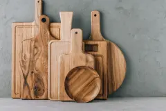 Holzbrett richtig reinigen und pflegen