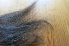 Haarspitzen-Pflege mit Feuchtigkeits-K&ouml;rpercreme