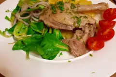 Suppenhuhn aus dem Schnellkochtopf