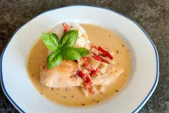 Marry Me Chicken: H&auml;hnchenbrust in Sahneso&szlig;e