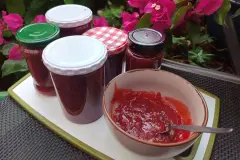 Zwetschgenmus mit Zimt und Vanille