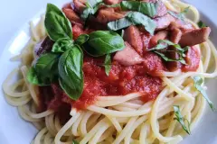 Einfache und schnelle Tomatenso&szlig;e