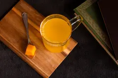 Ingwer-Kurkuma-Shot-Eisw&uuml;rfel selber machen