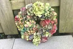 DIY-Deko: Hortensienkranz selbst binden