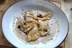 Selbstgemachte Ravioli mit Pilzf&uuml;llung