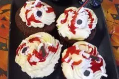Halloween Muffins mit Frischk&auml;se-Frosting