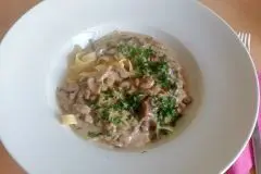 Tagliatelle mit Pilzrahmso&szlig;e