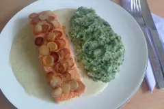 Fisch mit Kartoffelschuppen & Beurre blanc
