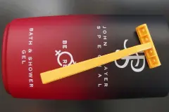 Mit Duschgel rasieren