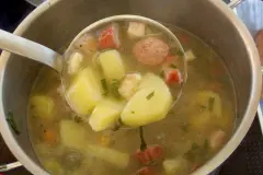 T&uuml;tensuppen schmackhaft machen